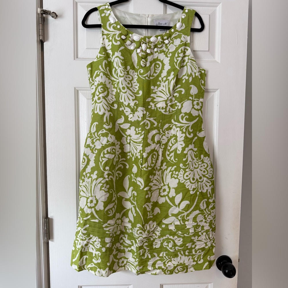 Jessica H Green and White Floral sleeveless Dress with Beaded neckline Sz 12
